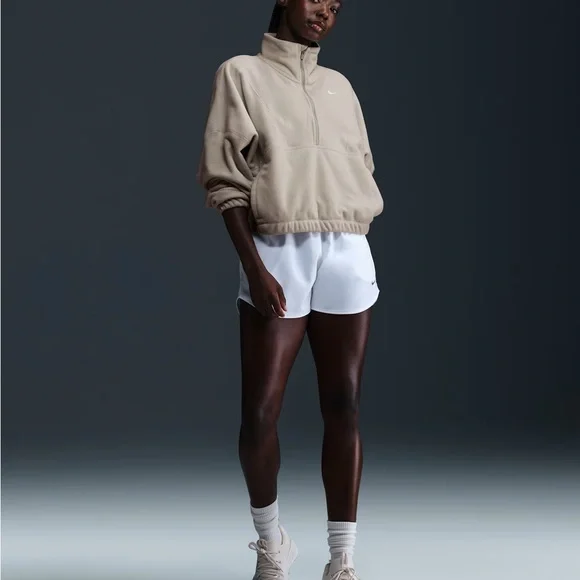 NWT Nike One
Women's Therma-FIT Oversized 1/2-Zip Fleece Top Light Orewood Brown - Picture 4 of 9